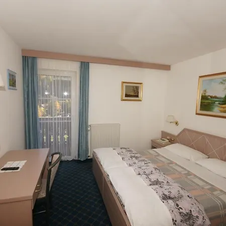 Mozart Otel Pozza di Fassa